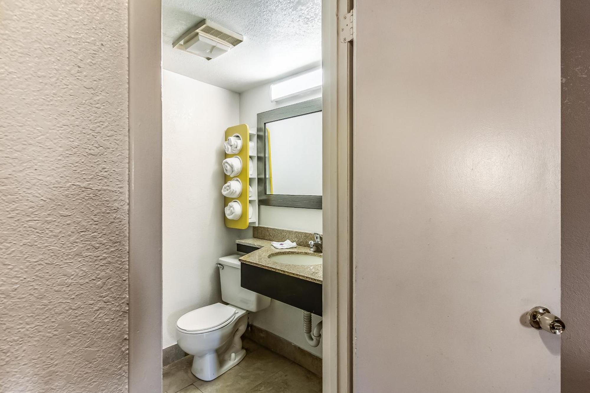 Motel 6 Elizabeth Nj Newark Liberty Intl Airport Dış mekan fotoğraf